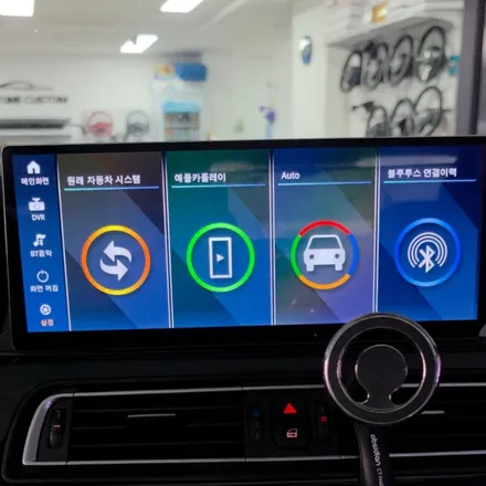 2009년식 BMW 740Li, M핸들+12.3인치 안드로이드/카플레이 패키지 시공 / 양주, 구리, 의정부