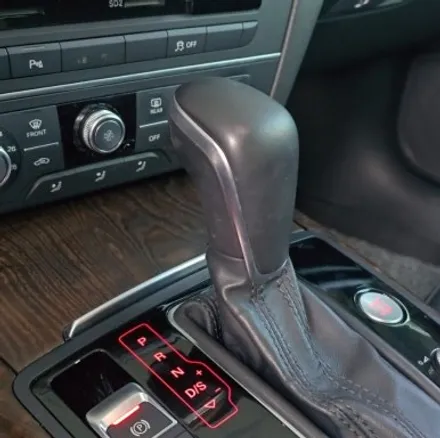 아우디 A6 C7 35TDI, 순정 카플레이/안드로이드 활성화, D컷 핸들/RS기어노브 교체로 업그레이드 / 양주, 구리, 의정부