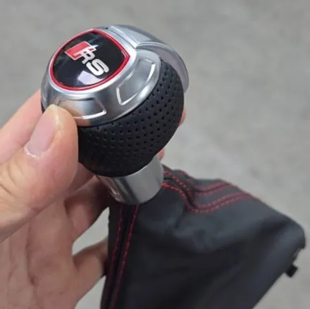 아우디 A6 C7 35TDI, 순정 카플레이/안드로이드 활성화, D컷 핸들/RS기어노브 교체로 업그레이드 / 양주, 구리, 의정부