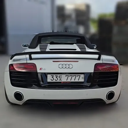 아우디 R8 V10 스파이더, 신형R8핸들 장착과 버튼 인스톨로 엔진 스타트!!! / 양주, 구리, 의정부