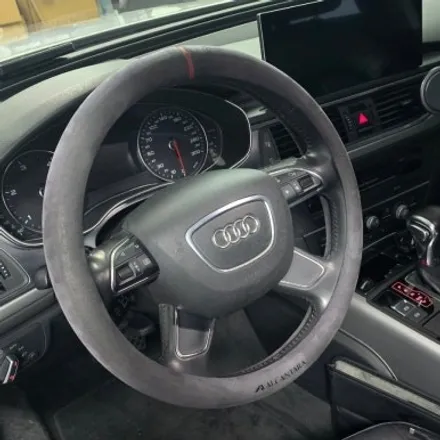 2012년식 A6 3.0TDI, 순정형 D컷핸들&원형 타공 기어노브 세트 교체 / 양주, 구리, 의정부