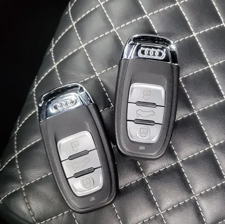 아우디 R8 V10 Coupe 시동 버튼&커스텀 신형 R8 핸들 활성화 / 양주 광적면