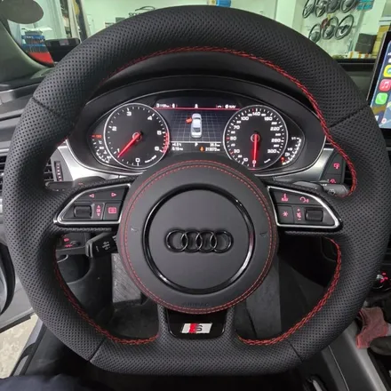 2012년식 A6 3.0TDI, 순정형 D컷핸들&원형 타공 기어노브 세트 교체 / 양주, 구리, 의정부