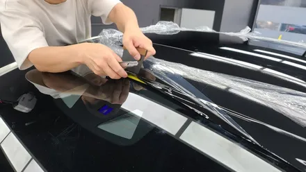 벤츠 CLS63 AMG 루프스킨시공 자동차랩핑 파주 고양랩핑 텐토르고양 / 고양시 덕양구 삼송동