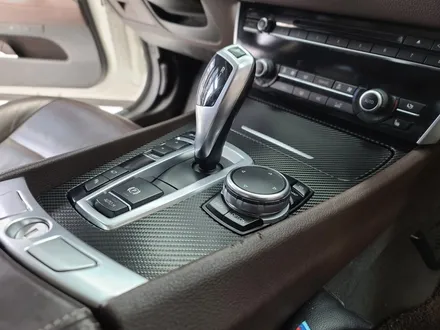 BMW 5gt 기어패널 부분랩핑 실내랩핑 일산 고양 삼송 랩핑잘하는곳 텐토르고양 / 고양시 덕양구 삼송동