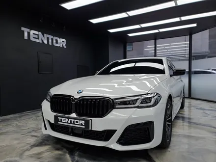 BMW G30 5시리즈 크롬죽이기 사이드미러 랩핑 은평구랩핑 / 고양시 덕양구 삼송동