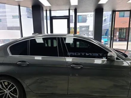 BMW  5시리즈 520i 크롬죽이기 랩핑 / 고양시 덕양구 삼송동