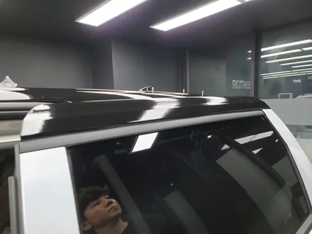 카니발KA4 투톤랩핑 루프스킨 사이드미러 부분랩핑시공 은평 고양 랩핑잘하는곳 텐토르고양 / 고양시 덕양구 삼송동