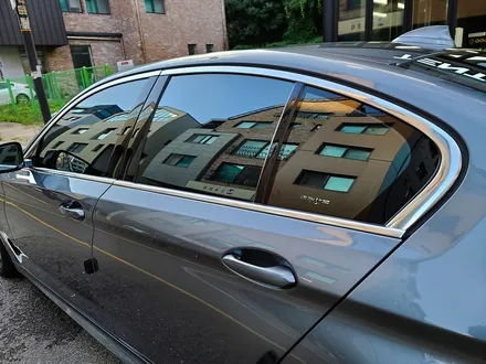 BMW 5시리즈 530i 블락포디 스카이블루 반사필름 덕양구 썬팅 / 고양시 덕양구 삼송동