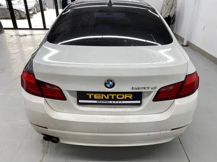 BMW 520d 전체랩핑 텐토르 고양점(고양랩핑,삼송랩핑,일산랩핑,은평랩핑) / 고양시 덕양구 삼송동