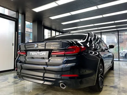 BMW 520i 럭셔리 5시리즈 크롬죽이기 시공기, 은평구 랩핑 / 고양시 덕양구 삼송동