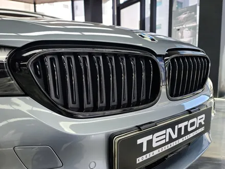 BMW 5시리즈 그릴랩핑 크롬죽이기 일산랩핑 삼송랩핑 / 고양시 덕양구 삼송동