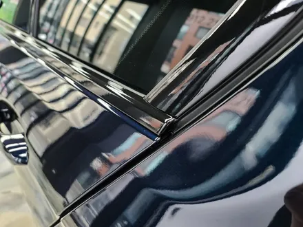 BMW 5시리즈 랩핑 520i 크롬죽이기 파주랩핑 텐토르 / 고양시 덕양구 삼송동
