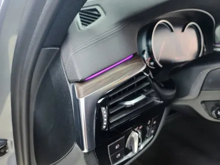 BMW 5시리즈 G30 실내 카본 랩핑, 일산랩핑 / 고양시 덕양구 삼송동