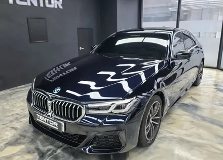 BMW 5시리즈 랩핑 520i 크롬죽이기 파주랩핑 텐토르 / 고양시 덕양구 삼송동