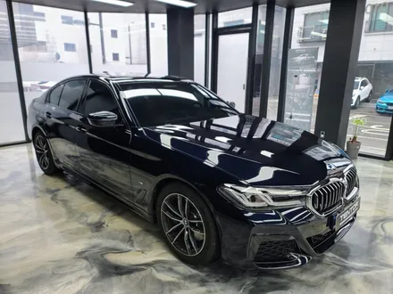 BMW 5시리즈 랩핑 520i 크롬죽이기 파주랩핑 텐토르 / 고양시 덕양구 삼송동