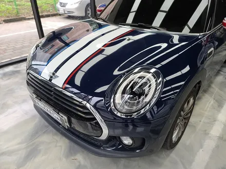 BMW 미니 클럽맨 데칼 랩핑시공 부분랩핑 일산 의정부 랩핑 by텐토르고양 / 고양시 덕양구 삼송동