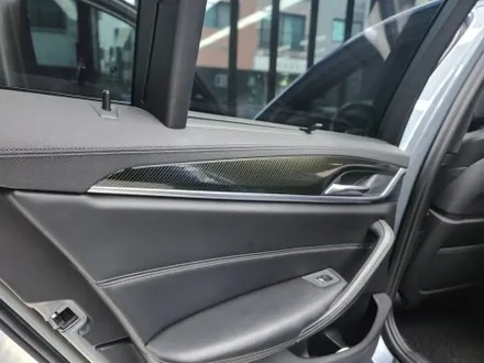 BMW 5시리즈 G30 실내 카본 랩핑, 일산랩핑 / 고양시 덕양구 삼송동