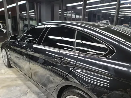 BMW 420d그란쿠페 크롬죽이기시공 고양 일산 랩핑/텐토르고양 / 고양시 덕양구 삼송동
