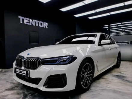 일산랩핑 BMW520i 크롬죽이기 랩핑 클리프디자인 라이트ppf 아우토슈첸 가죽코팅 시공 텐토르고양 / 고양시 덕양구 삼송동
