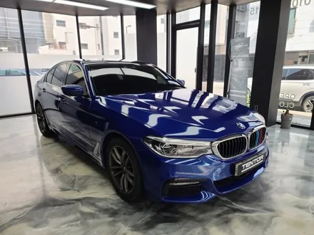 BMW5시리즈 520d 랩핑으로 드레스업하기!! 일산랩핑 파주랩핑 텐토르고양 / 고양시 덕양구 삼송동