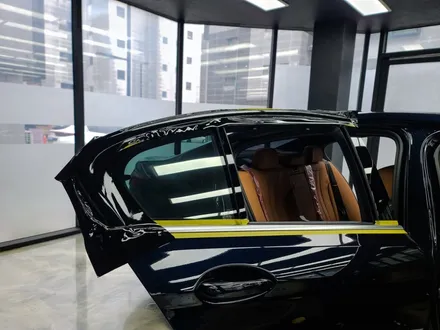 BMW 5시리즈 랩핑 520i 크롬죽이기 파주랩핑 텐토르 / 고양시 덕양구 삼송동