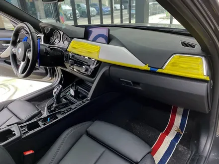 BMW 3시리즈 f30 카본 실내 랩핑 / 고양시 덕양구 삼송동