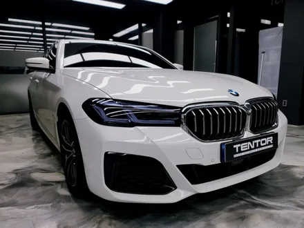 일산랩핑 BMW520i 크롬죽이기 랩핑 클리프디자인 라이트ppf 아우토슈첸 가죽코팅 시공 텐토르고양 / 고양시 덕양구 삼송동