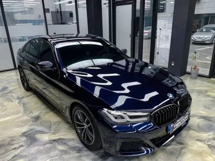 BMW G30 5시리즈 크롬죽이기 랩핑 시공으로 블랙팩 완성, 일산랩핑 / 고양시 덕양구 삼송동