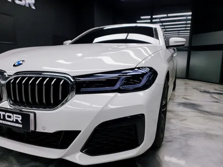 일산랩핑 BMW520i 크롬죽이기 랩핑 클리프디자인 라이트ppf 아우토슈첸 가죽코팅 시공 텐토르고양 / 고양시 덕양구 삼송동