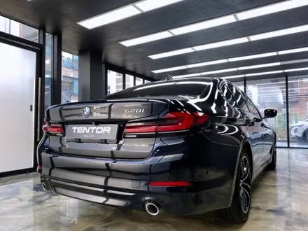 BMW 520i 럭셔리 5시리즈 크롬죽이기 시공기, 은평구 랩핑 / 고양시 덕양구 삼송동