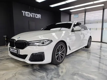 BMW 520i 루프스킨 크롬죽이기 랩핑 고양 일산 랩핑잘하는 곳 by 텐토르고양 / 고양시 덕양구 삼송동