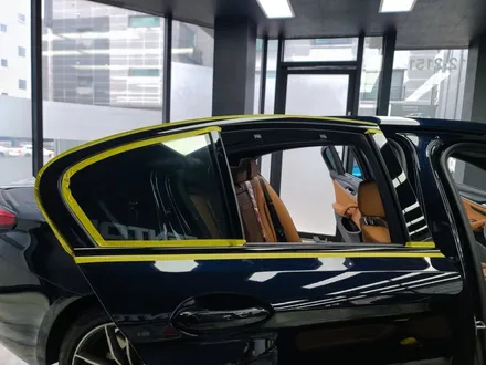 BMW 5시리즈 랩핑 520i 크롬죽이기 파주랩핑 텐토르 / 고양시 덕양구 삼송동