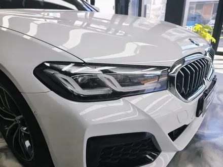 일산랩핑 BMW520i 크롬죽이기 랩핑 클리프디자인 라이트ppf 아우토슈첸 가죽코팅 시공 텐토르고양 / 고양시 덕양구 삼송동