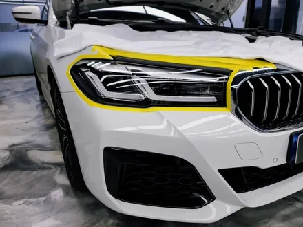 일산랩핑 BMW520i 크롬죽이기 랩핑 클리프디자인 라이트ppf 아우토슈첸 가죽코팅 시공 텐토르고양 / 고양시 덕양구 삼송동