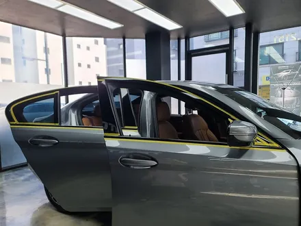 일산 BMW 5시리즈 크롬죽이기 랩핑 시공 했습니다. / 고양시 덕양구 삼송동