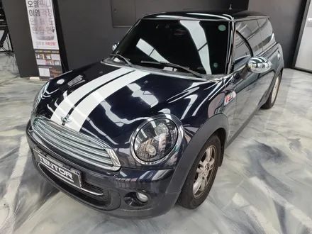 BMW 미니쿠퍼 바이퍼 데칼랩핑으로 드레스업!/고양랩핑/삼송랩핑/은평랩핑/랩핑잘하는곳/ / 고양시 덕양구 삼송동