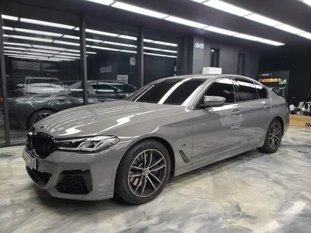 BMW 5시리즈 크롬죽이기 PPF시공 일산 원흥 파주랩핑 랩핑잘하는 곳 by텐토르고양 / 고양시 덕양구 삼송동