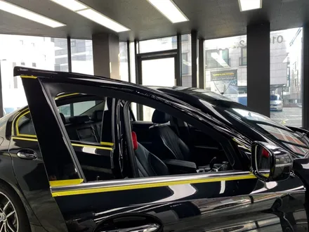 BMW 520i 럭셔리 5시리즈 크롬죽이기 시공기, 은평구 랩핑 / 고양시 덕양구 삼송동