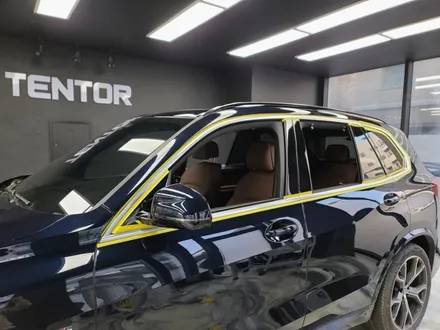 BMW X5 크롬죽이기 부분랩핑 시공 일산 은평 삼송 랩핑잘하는 곳 텐토르고양 / 고양시 덕양구 삼송동