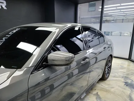 BMW  5시리즈 520i 크롬죽이기 랩핑 / 고양시 덕양구 삼송동