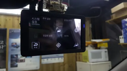 전주블랙박스 쉐보레 트랙스 차량을 완벽하게 보호하는 아이머큐리 FULL HD 블랙박스 토파즈i장착 / 전주 덕진동