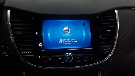 더뉴트랙스 전주네비게이션 아이머큐리 B.N.S.셋탑네비게이션매립 / 전주 덕진동