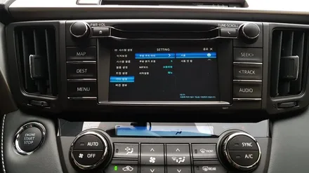 전주수입차네비게이션 토요타 RAV4 아틀란 3D맵 빠른길안내를 자랑하는 CSS3 Light A로 업그레이드! / 전주 덕진동