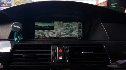 BMW 520i 아이머큐리 셋탑내비게이션  CSS3와 후방카메라 매립-카클래스- / 전주 덕진동
