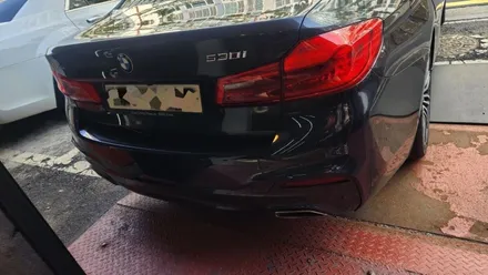 bmw 대물배상 보험처리, 아우디 뒤휀다 판금도색 및 유리발수코팅 작업중!! / 강남 대치동