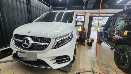 벤츠v클래스 ~ v300 수리 보험처리 작업을 덴트 진행! / 강남 대치동