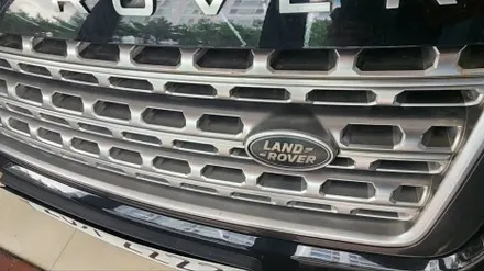 레인지로버 보그 차량 천정 누수피해 낙수물 제거 및 광택 유리막코팅 등~ / 강남 대치동