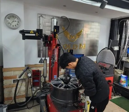 재규어 F 타입 자차 보험처리와 함께 새차만들기 / 강남 대치동
