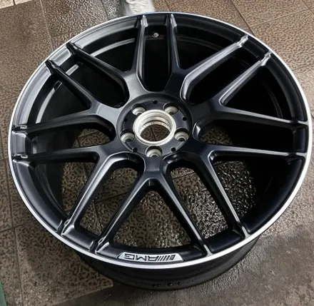 S63 AMG  강남 휠복원 무광 블랙컷팅 완벽하게 수리 됐습니다. / 강남 대치동